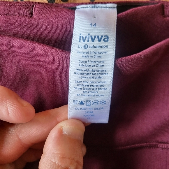 EUC Ivivva lululemon Mesh With Grace Crop Leggings Maroon Burgundy Red Size 14 - Picture 7 of 12